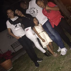 Meet your Posher, Alex